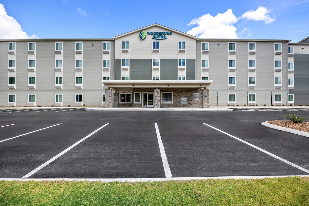 WoodSpring Suites Jackson Hub City