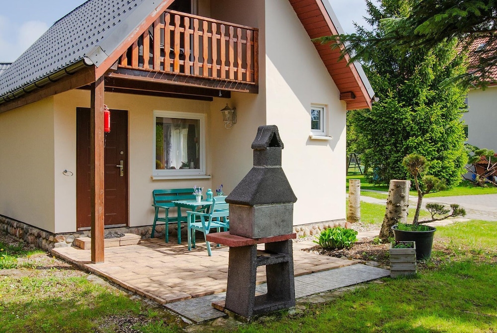 Spacious and Comfortable Holiday Homes With Pool