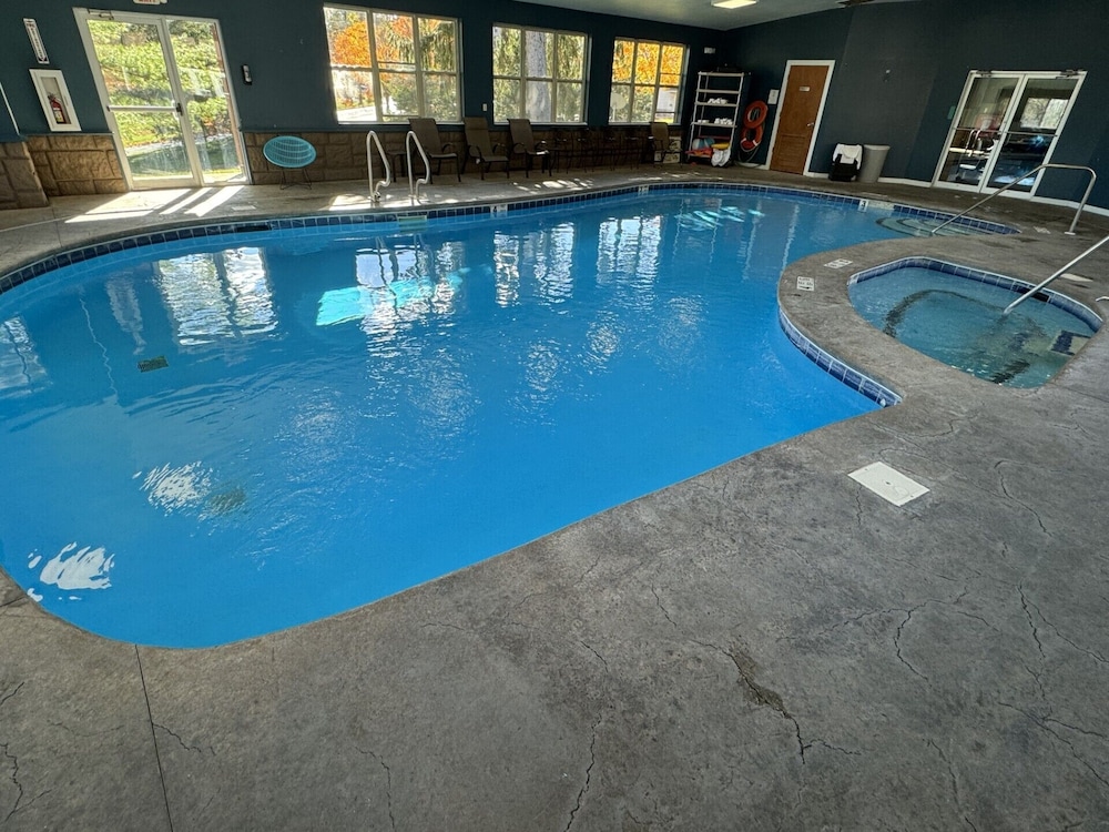 Mohican Resort Motel
