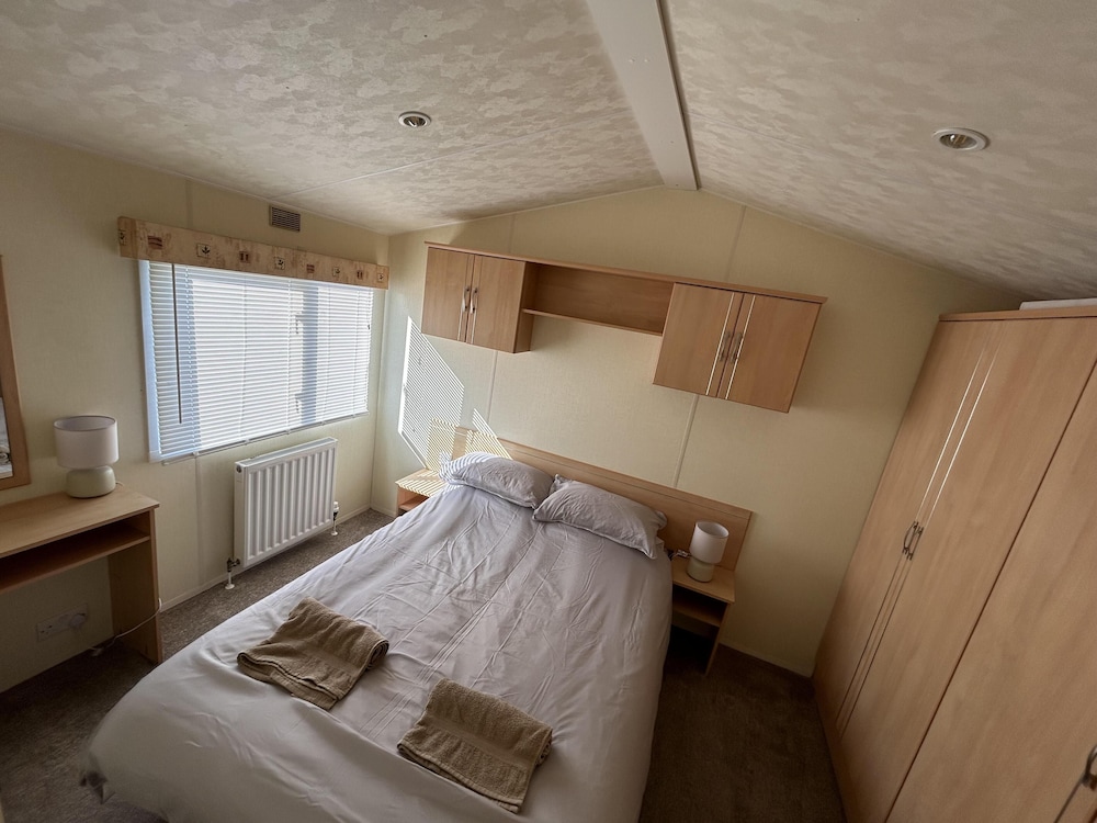 Lovely 2-bed Lodge in St Osyth view 4