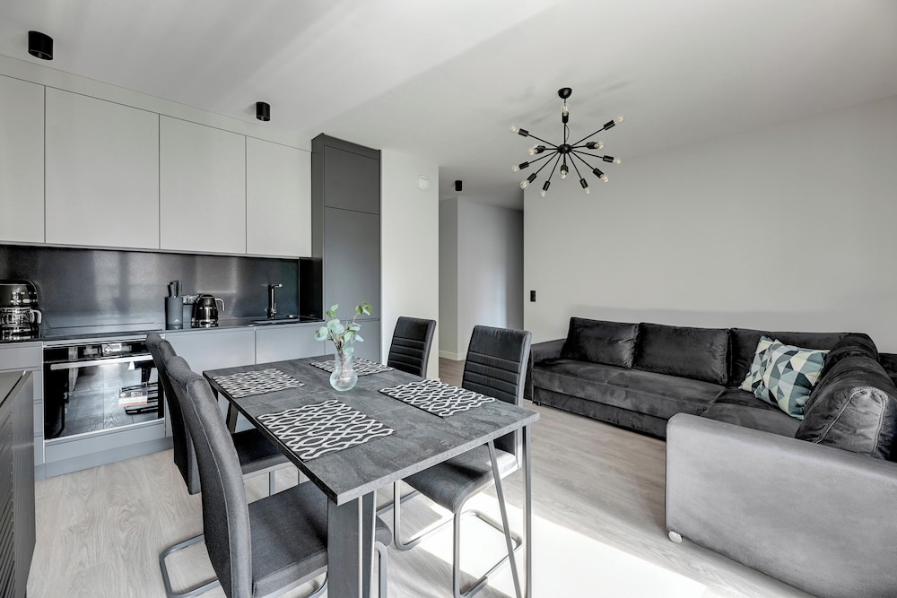 Lion Apartments - Apartments & Studio