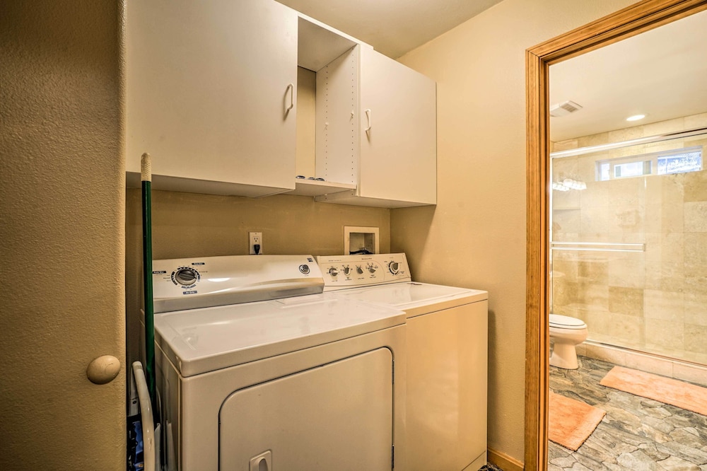 Lake Tahoe Vacations - South Lake Tahoe Vacation Rental w/ Indoor Pool - Property Image 16