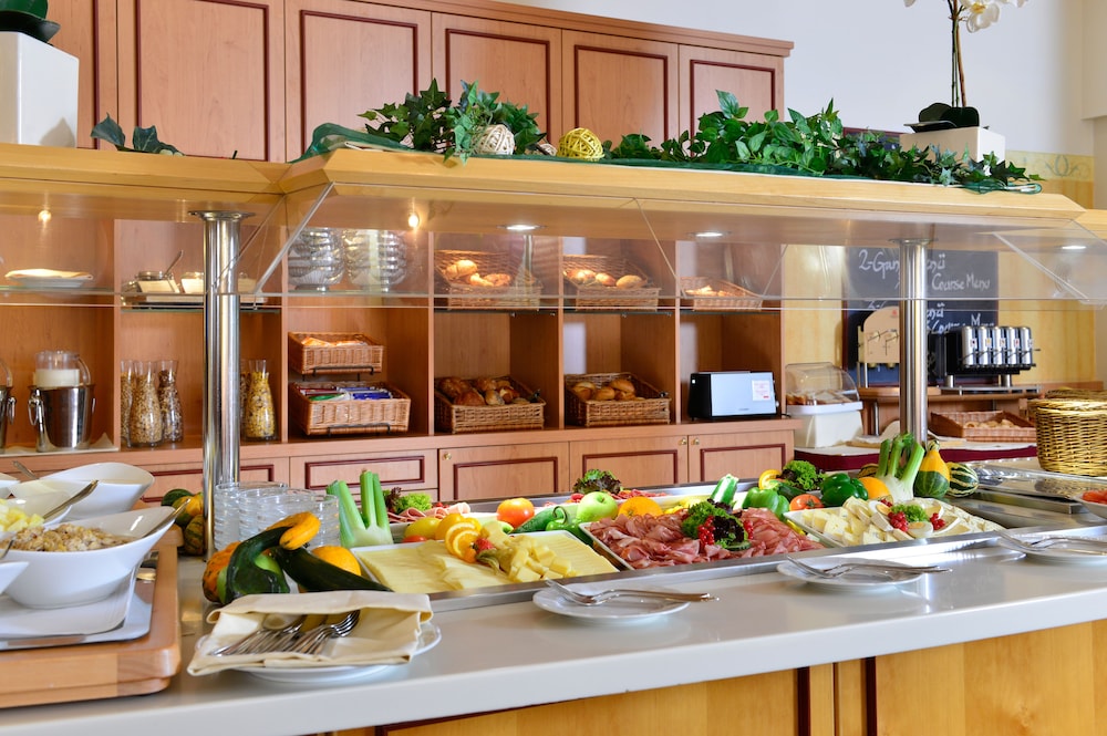 PLAZA INN Leonberg - Property Image 10