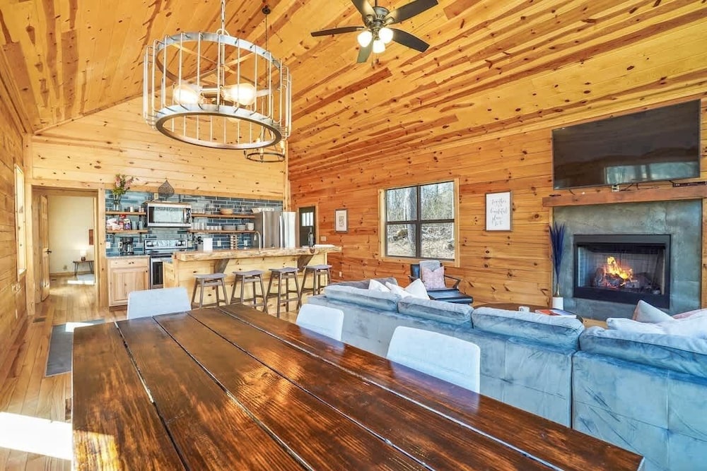 Fern Woods A Modern Take on Hocking Hills Cabins