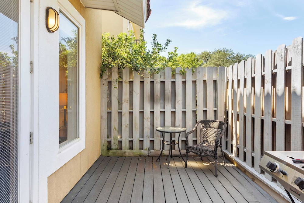 Southfields Retreat 4BR Getaway Near Laguna Beach, Carillon & Pier Park