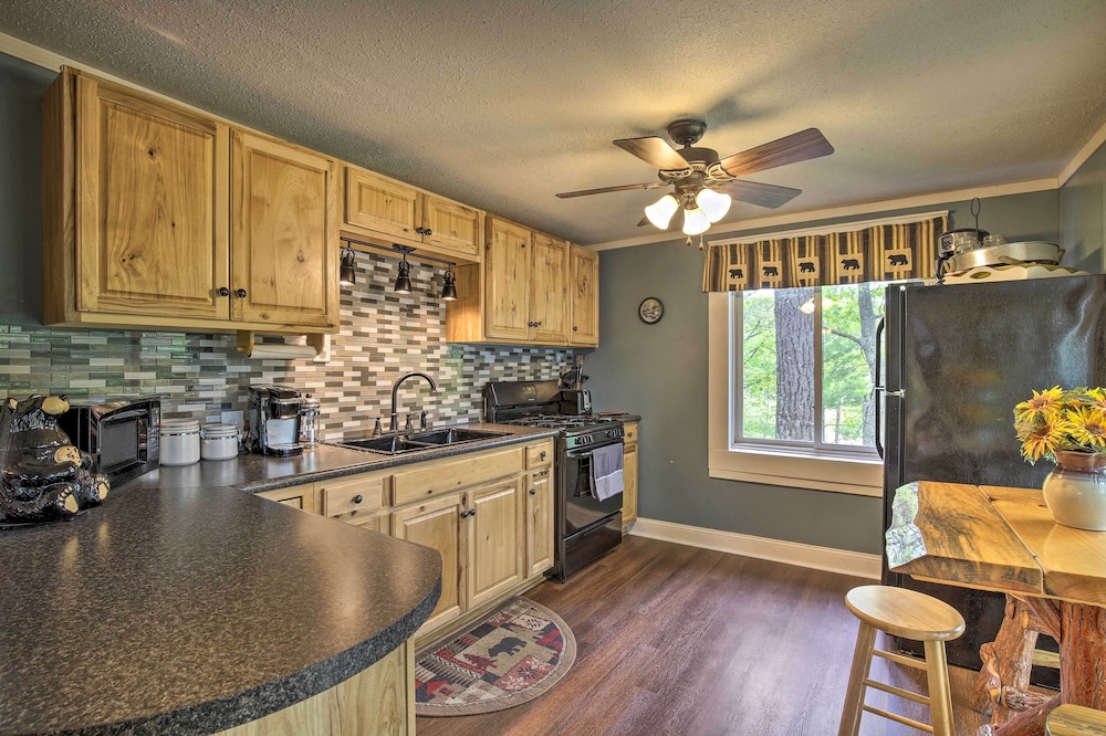 Hayward Cabin on Grindstone Lake: Bring Your Boat! view 5