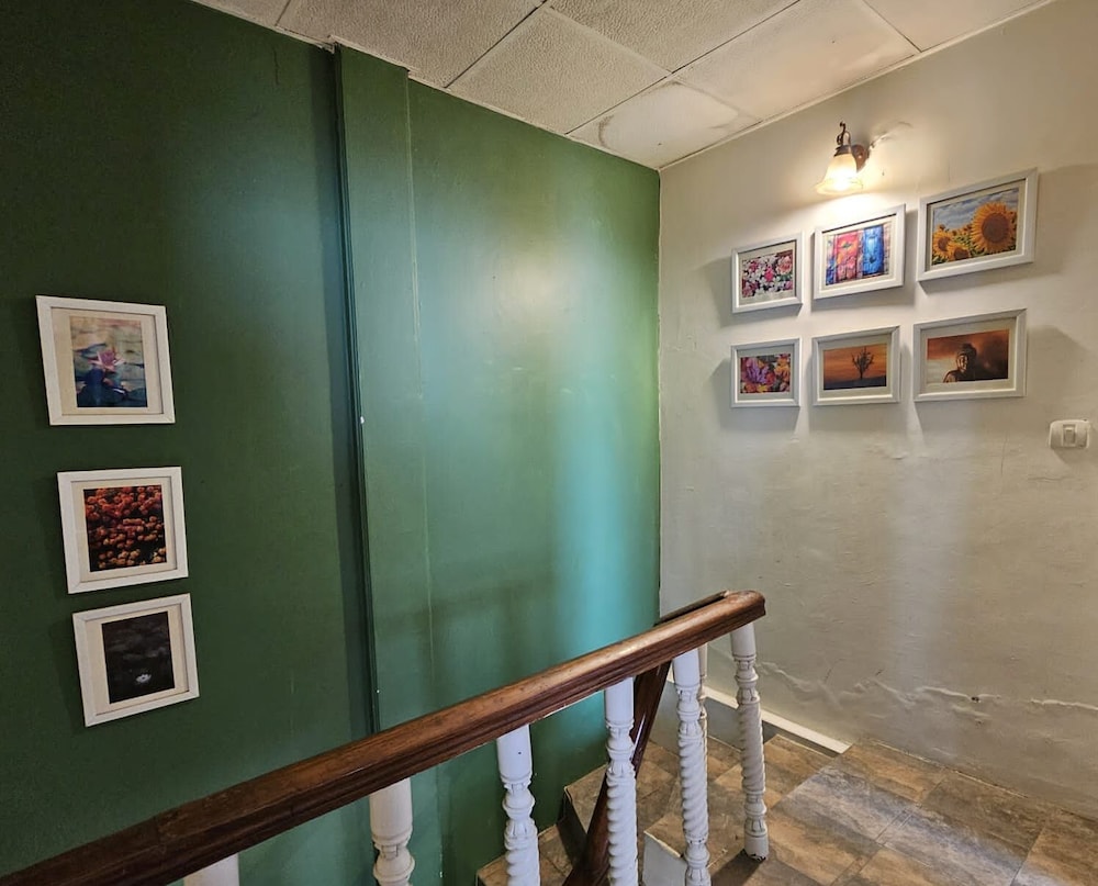 HR Windsong Homestay