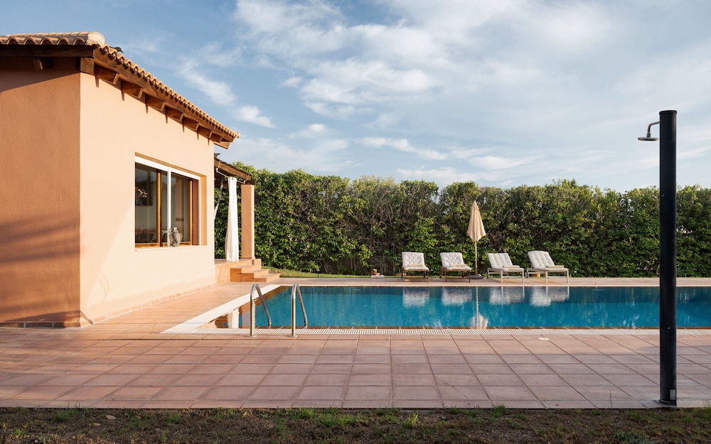 Calm Retreat Villa Lagonisi