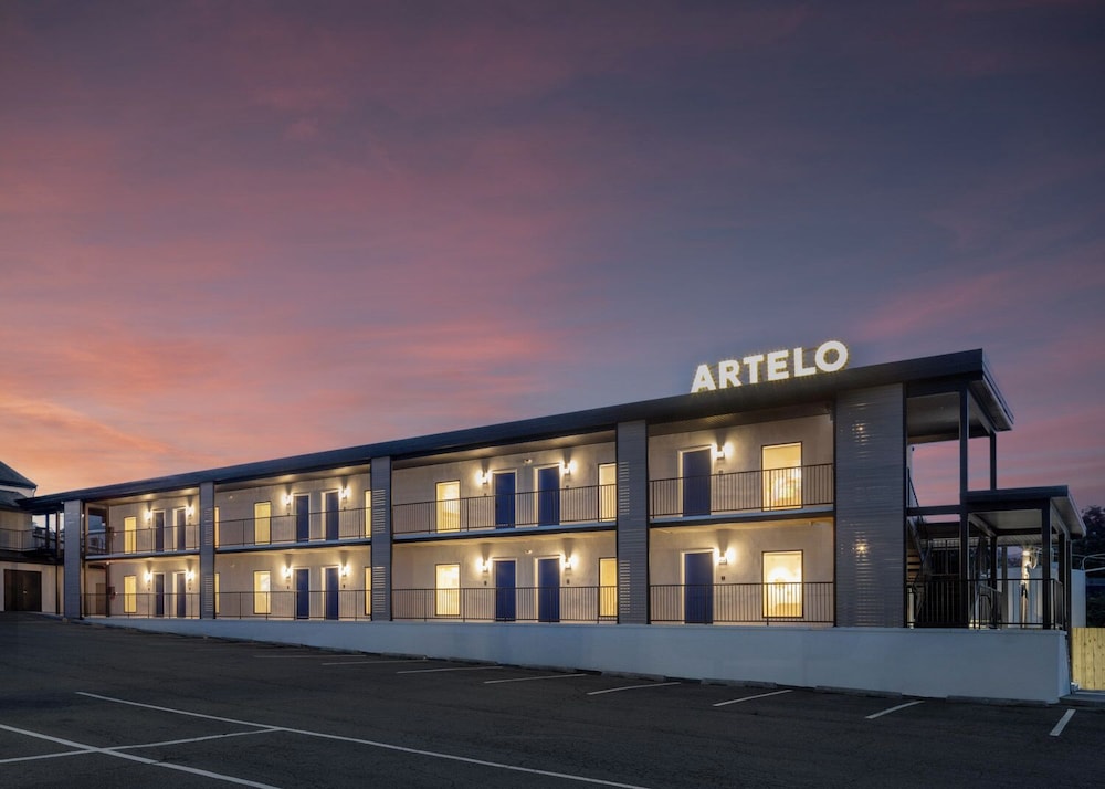 Hotel Artelo - Image 1