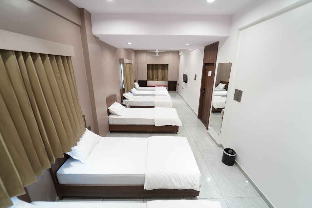 Plumeria Hotel