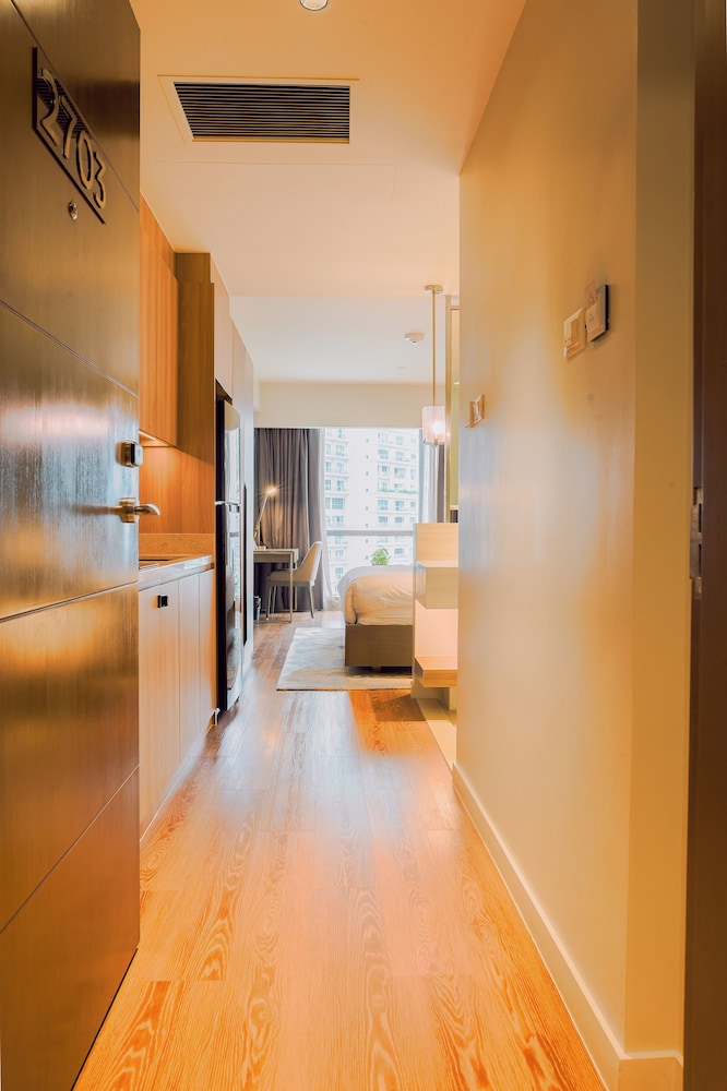 Hotel Residences at Acqua
