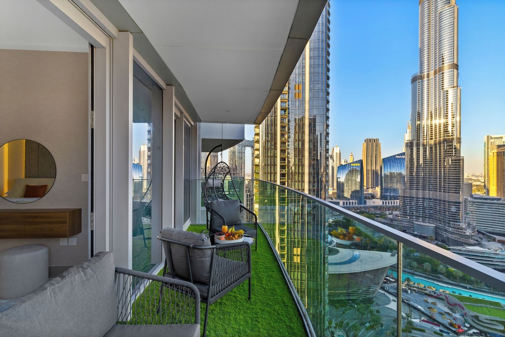 Roomszy Residences - Opera Grand