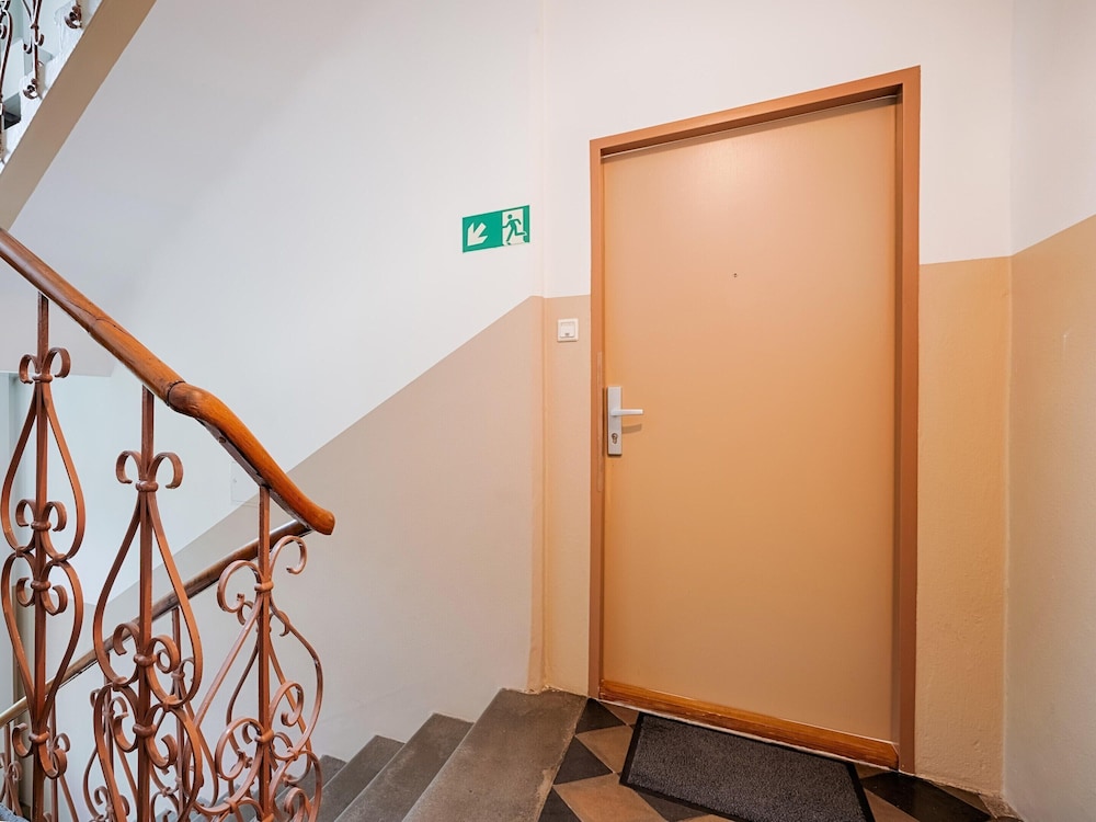 Contemporary Business Apartment in Graz