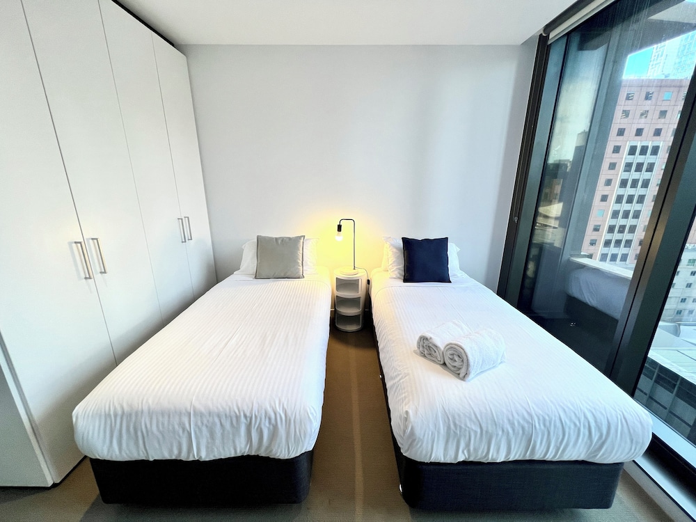 ReadySet Apartments at Upper West Side