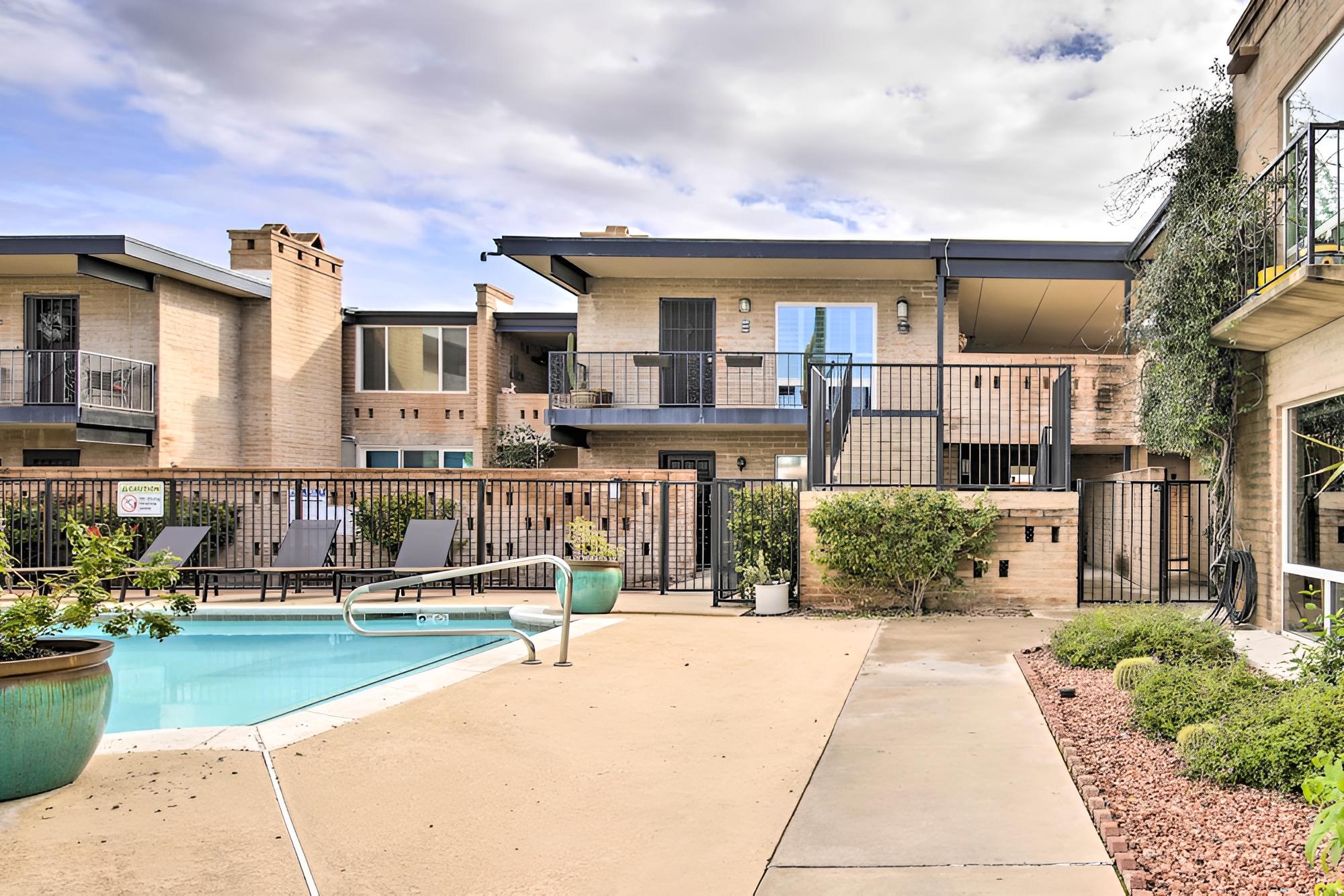 Scottsdale Condo ~ 2 Mi to Downtown! view 2