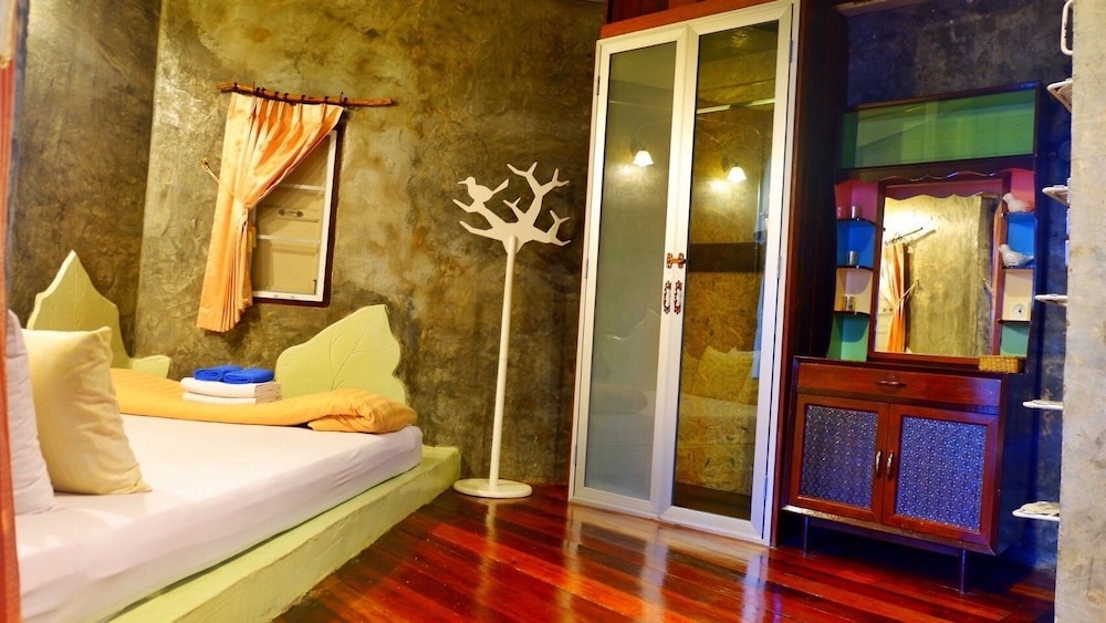 Hy Resort