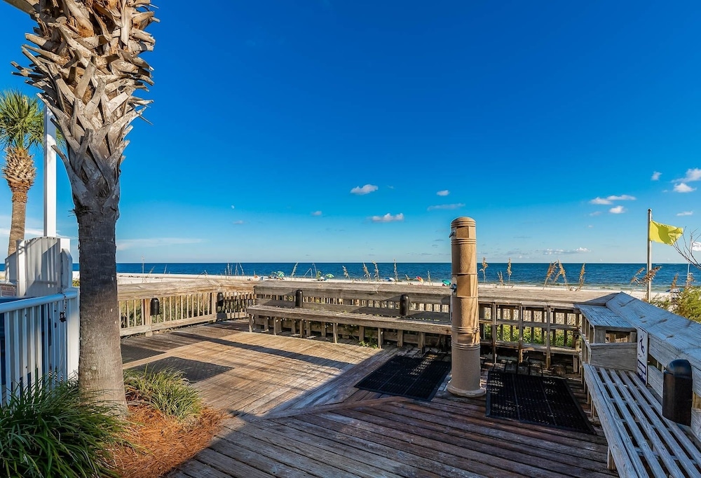 Tradewinds 102 1 Bedroom Condo