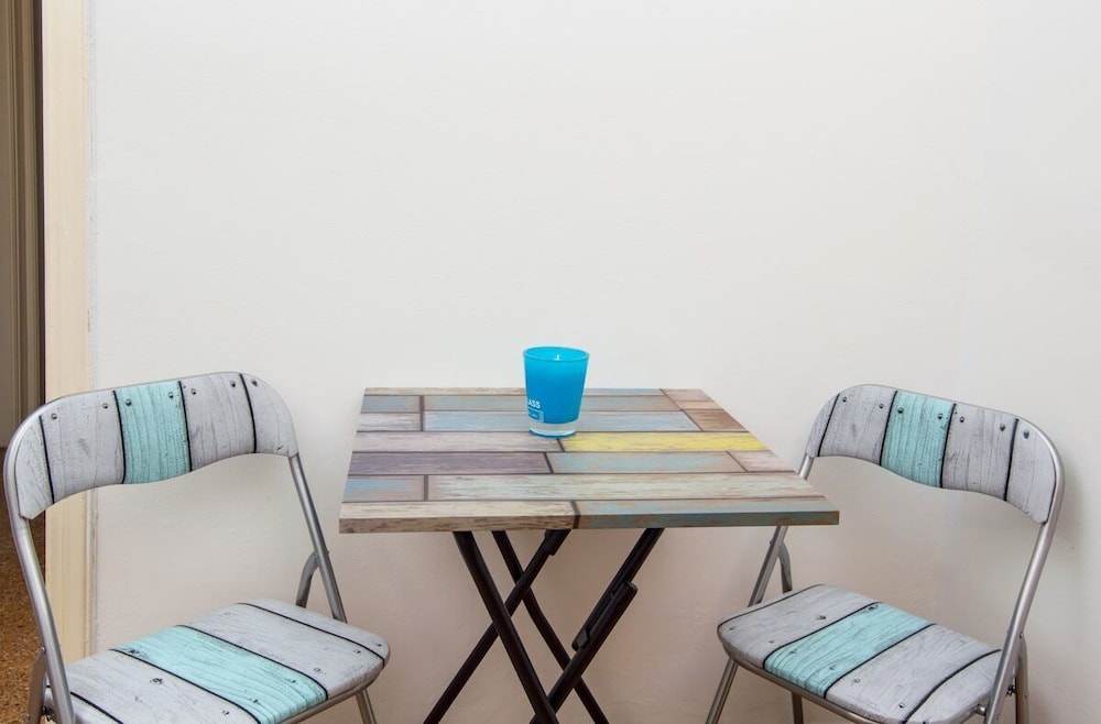 Sunny 1bd Apartment Just 1minute to Acropolis