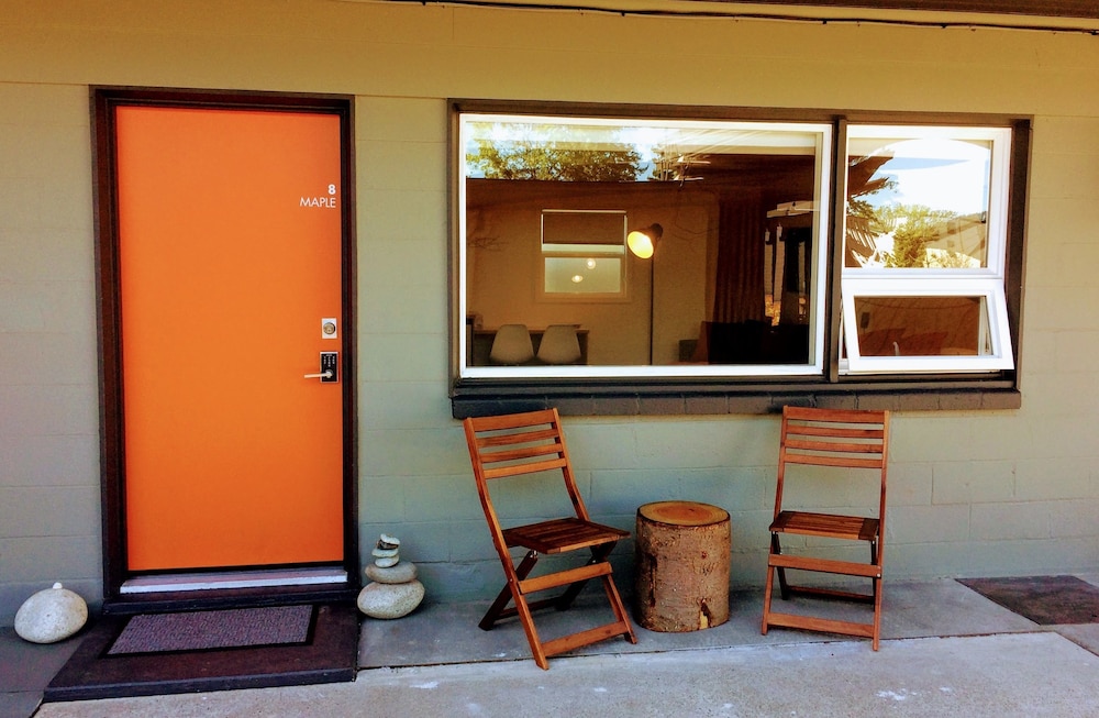 Heliotrope Hotel