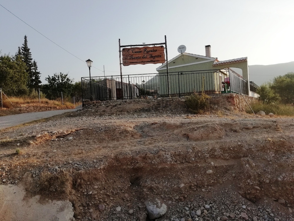 Casa Rural Puente Del Segura B