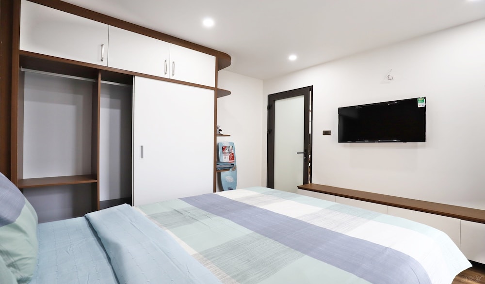 Xuan La Apartment