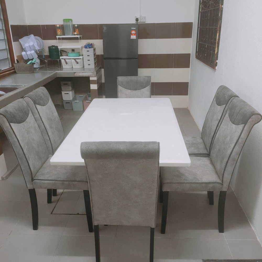 Taman Tinah Homestay