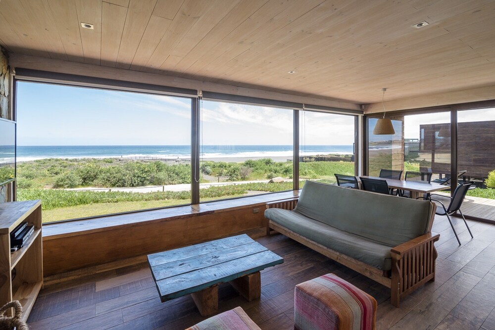 Playa Lobos Casas & Clubhouse view 3