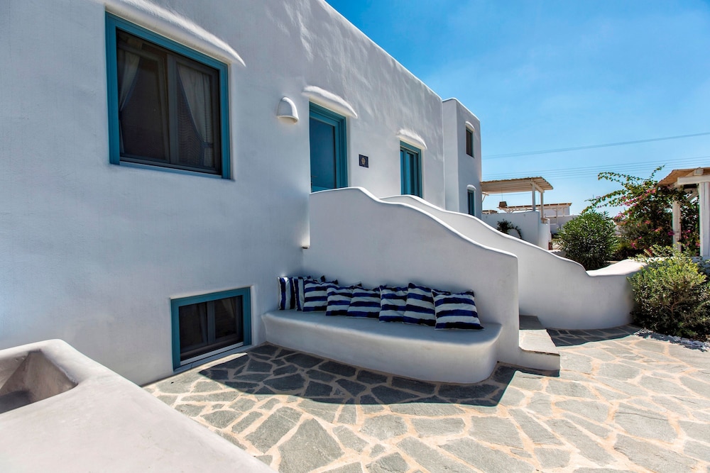 Perla Casa in Naxos With 3 Bedrooms and 2 Bathrooms