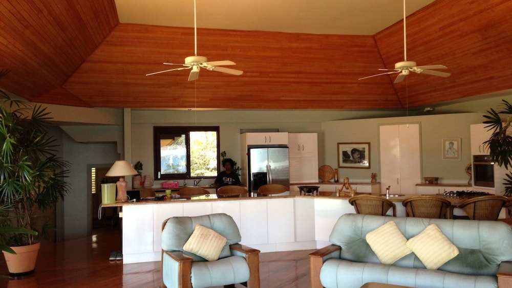 Absolute Beachfront Fiji - Image 2