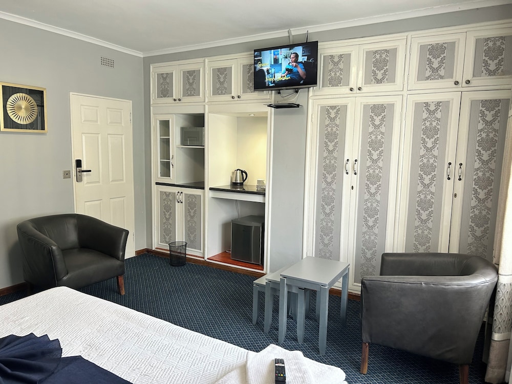 Gunhill Avenue Guesthouse