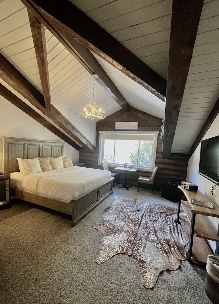 Alaskan Inn