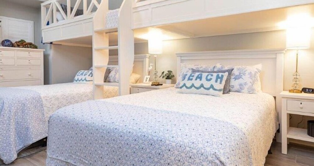 Phoenix Gulf Shores Ii 802 3 Bedroom Condo