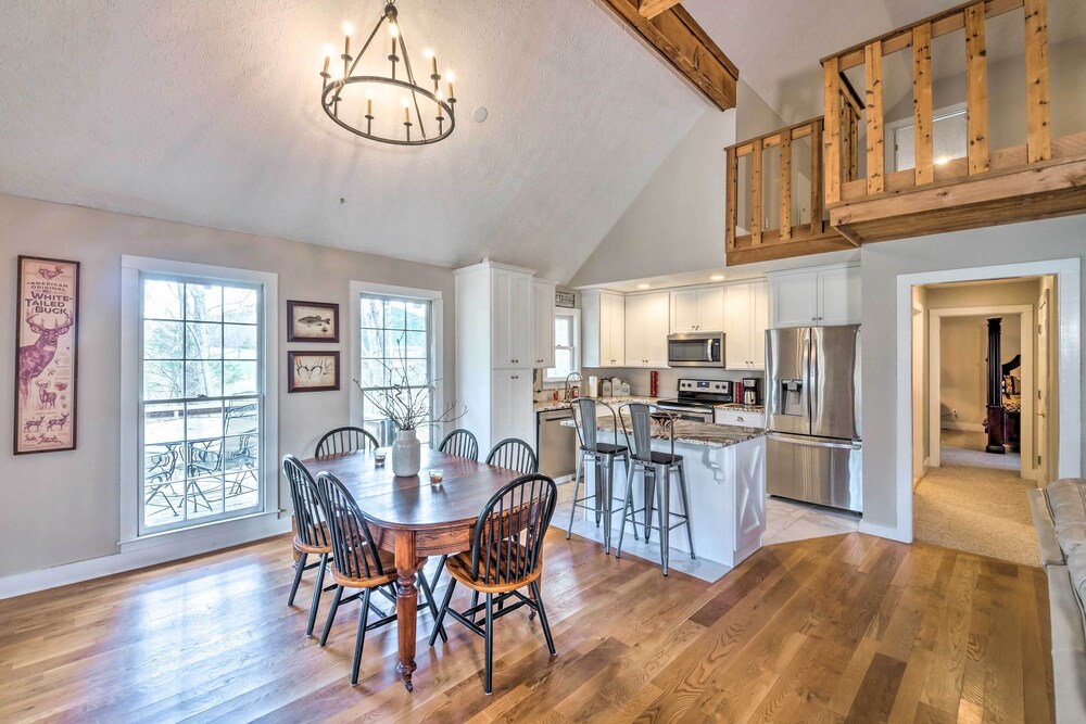 Lewisburg Vacations - Bright Green Gables Cabin: Hike, Swim BBQ - Property Image 5