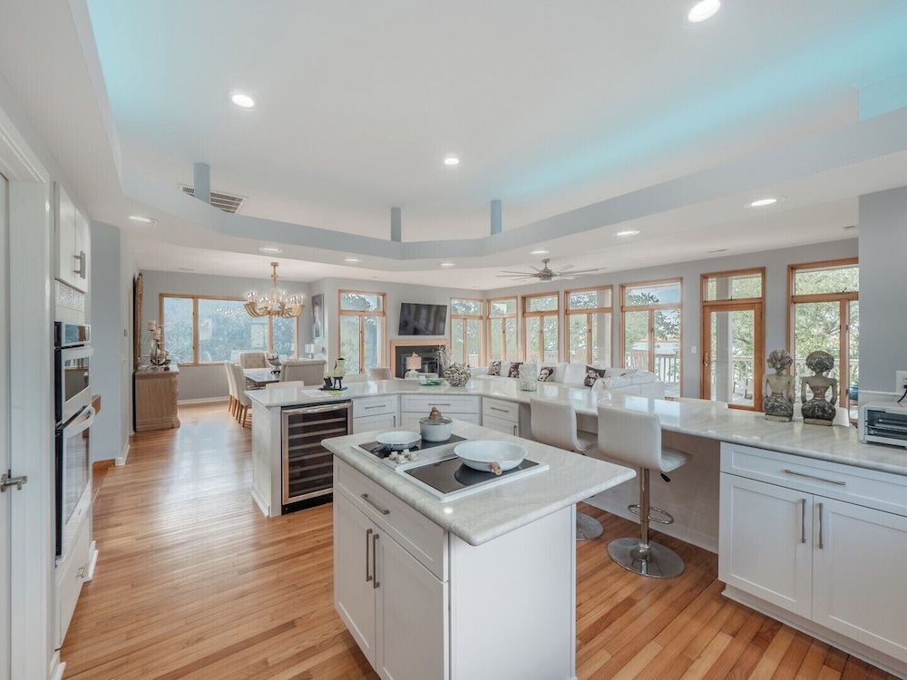 Nicholson Oaks by Topsail Realty