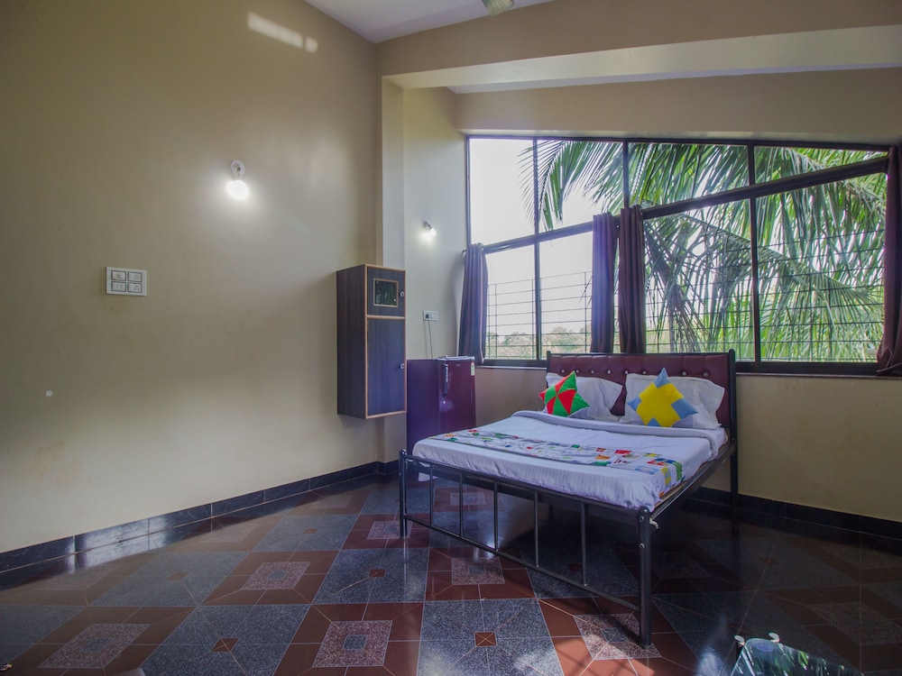 OYO 16412 Home Cozy Studio Parra