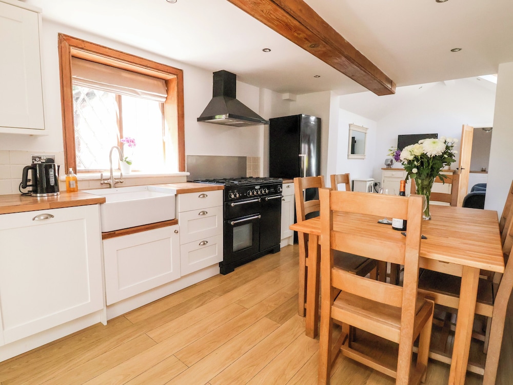 Jasmine Cottage
