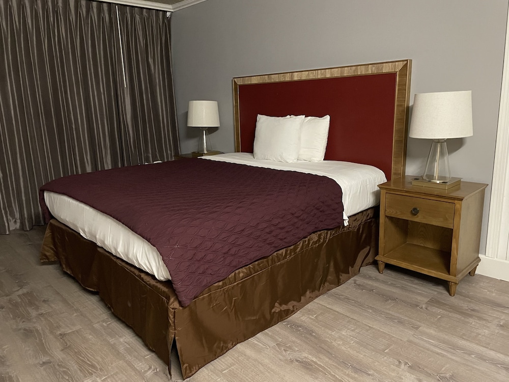 Pasadena Rose Inn - Property Image 10
