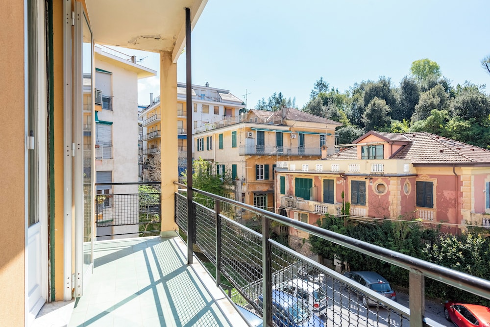 Chic flat with balcony