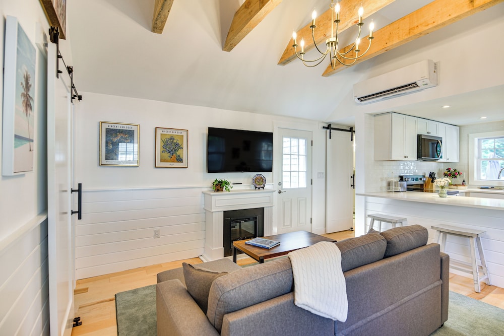 Walk to Main St: Osterville Village Gem w/ Patio