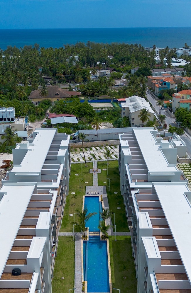 2BR Oasis in Eden Tropical - BBQ Pool Near Beach