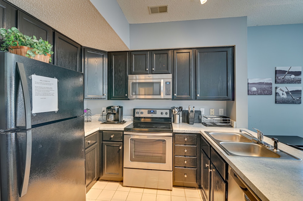 Welcoming Myrtle Beach Condo w/ Community Perks view 5