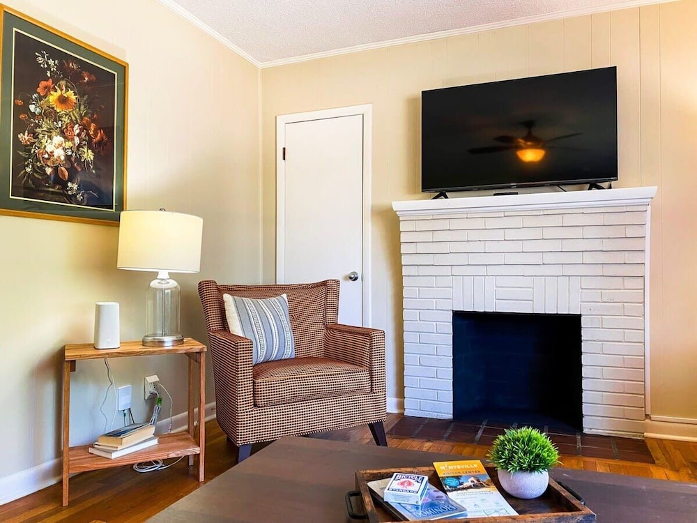 Bonita Bungalow