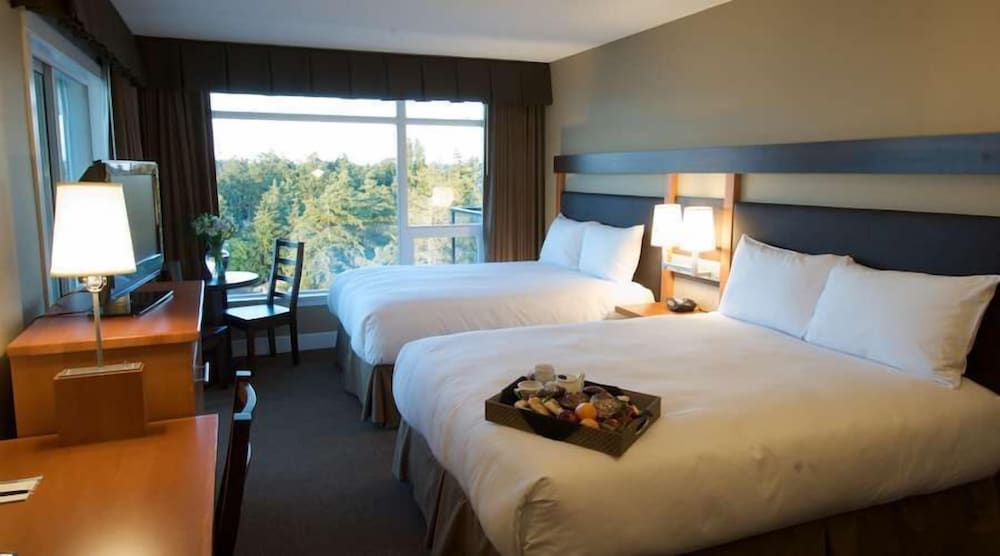 Parksville Vacations - THE Beach Club Resort - Property Image 17