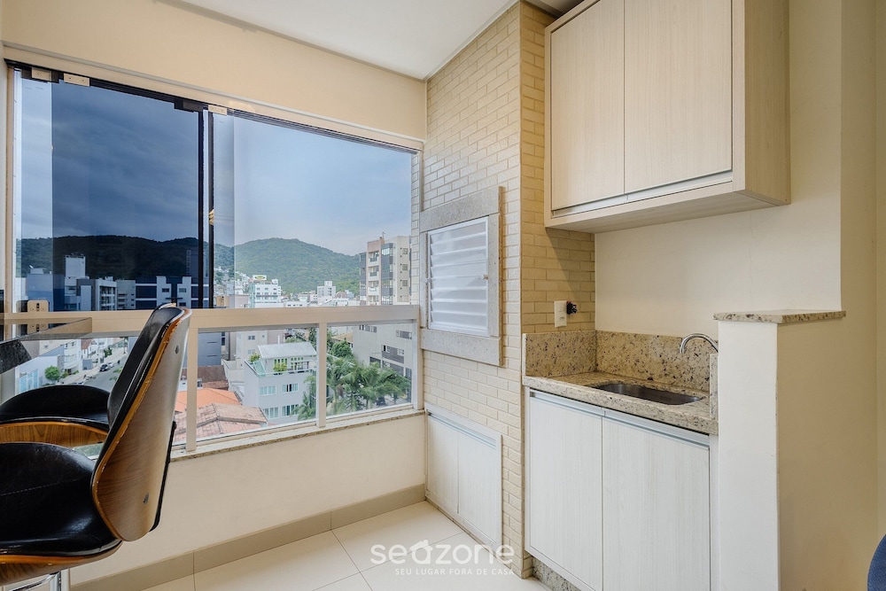 Apt w/ BBQ Garage 550m From Beach Zuc0703