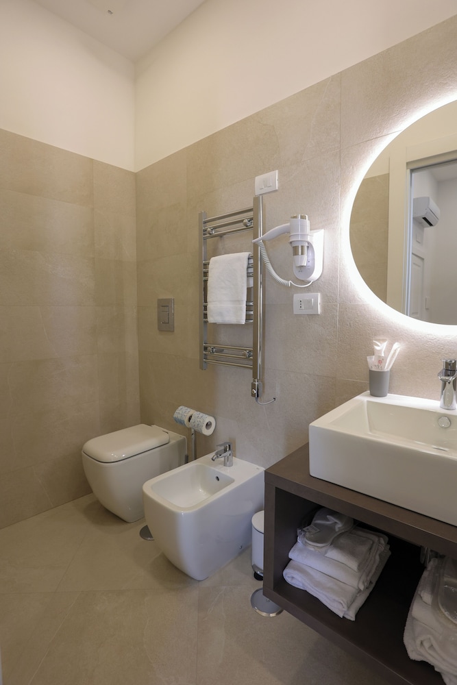 Elysium Relais