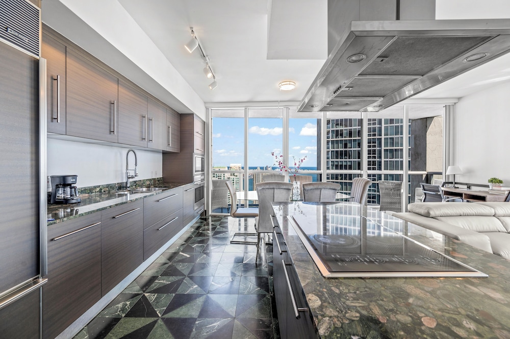 Icon Brickell