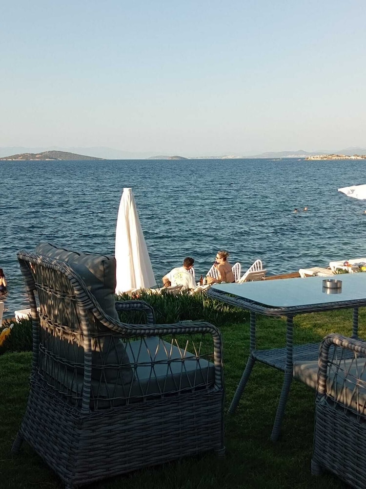 Cunda Esin