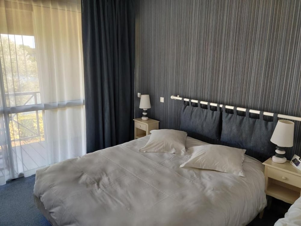 Les Jardins du Lac, The Originals Relais (Relais du Silence) - Property Image 37