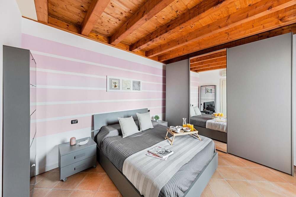 Borgo del Torchio F03 Apartment by Wonderful Italy view 3