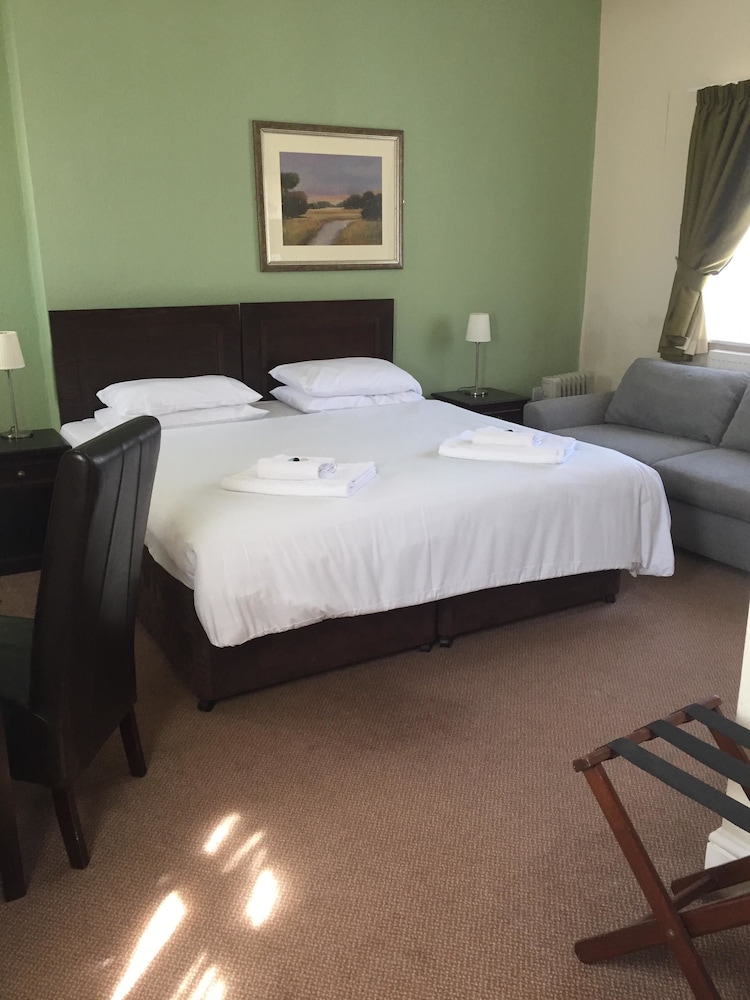 The George Inn view 4